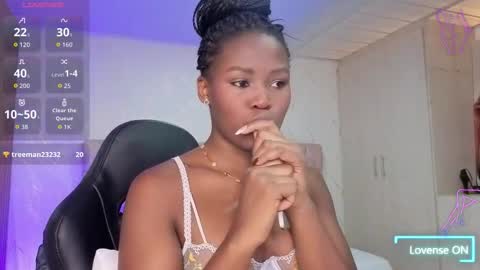 Snapshot of eliza_eup69 chatting on 02-18-26, 07:43 ELIZA online show from 02-18-26, 07:43