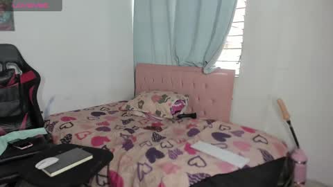 elizabeth_777 online show from 02-20-25, 08:25