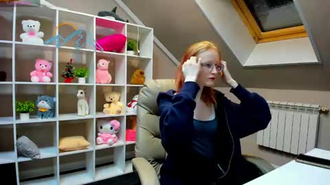 Snapshot of elizabeth_harpper chatting on 01-03-25, 01:27 Elizabeth online show from 01-03-25, 01:27