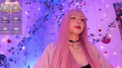    Independent Model online show from 10-20-25, 11:32