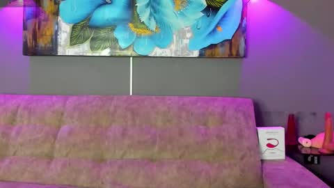 Elizabeth Lamer online show from 11-13-25, 06:45