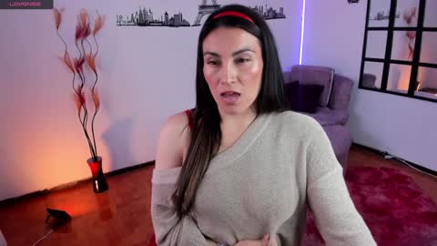 Elizabeth online show from 12-23-24, 05:54