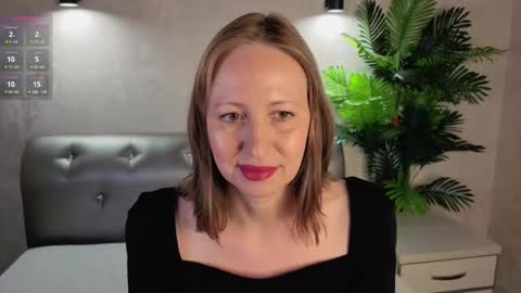 Snapshot of elizabethandersonn chatting on 03-07-26, 08:55 Elizabeth online show from 03-07-26, 08:55