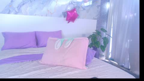 Lizzy online show from 04-26-26, 07:44