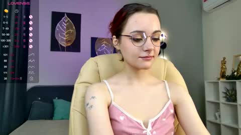 Elizabet online show from 11-22-25, 10:09