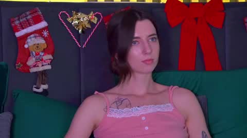 Elizabet online show from 01-13-25, 03:45