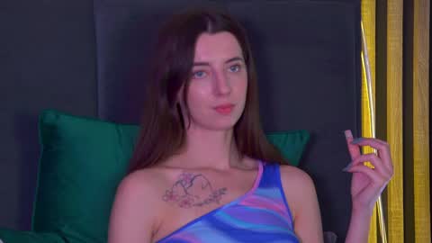 Elizabet online show from 01-15-25, 11:21