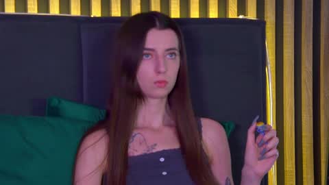 Elizabet online show from 01-16-25, 08:22