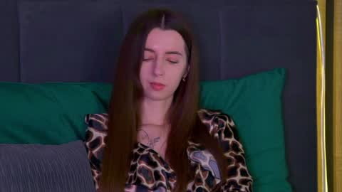 Elizabet online show from 01-30-25, 08:43