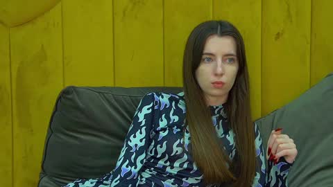 Elizabet online show from 01-31-25, 06:14