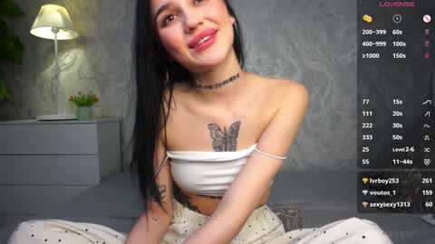 Snapshot of elizamaisy chatting on 12-25-24, 10:28 Eva online show from 12-25-24, 10:28