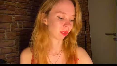 Snapshot of elizastorm chatting on 07-17-26, 04:56 Eliza online show from 07-17-26, 04:56
