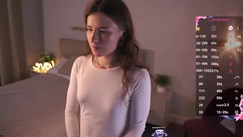 Snapshot of elizebethcreeley chatting on 10-14-25, 08:37 harlotte online show from 10-14-25, 08:37