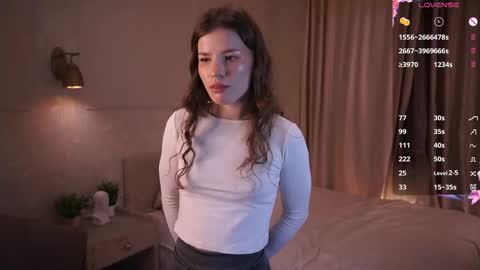 Snapshot of elizebethcreeley chatting on 10-18-25, 08:37 harlotte online show from 10-18-25, 08:37