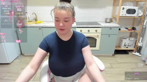 Lina online show from 04-24-26, 11:18