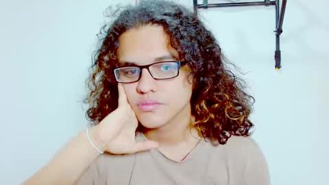 Snapshot of elkingthe chatting on 12-09-24, 01:45 Diana online show from 12-09-24, 01:45