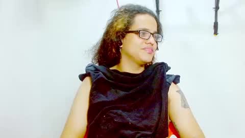 Snapshot of elkingthe chatting on 12-14-24, 04:09 Diana online show from 12-14-24, 04:09