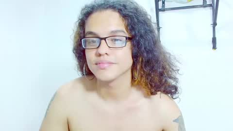 Snapshot of elkingthe chatting on 12-18-24, 03:22 Diana online show from 12-18-24, 03:22