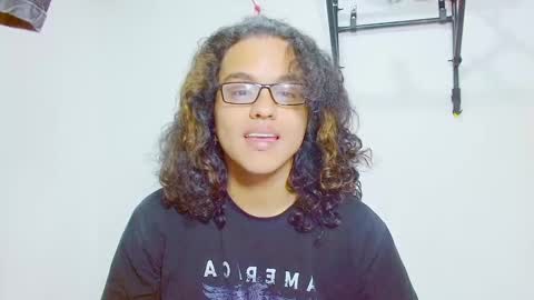 Snapshot of elkingthe chatting on 12-27-24, 12:34 Diana online show from 12-27-24, 12:34