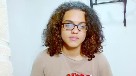 Snapshot of elkingthe chatting on 12-31-24, 04:14 Diana online show from 12-31-24, 04:14