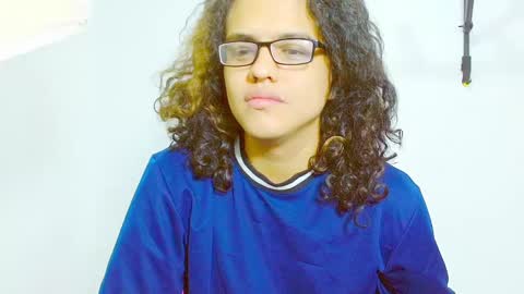 Snapshot of elkingthe chatting on 01-04-25, 01:21 Diana online show from 01-04-25, 01:21