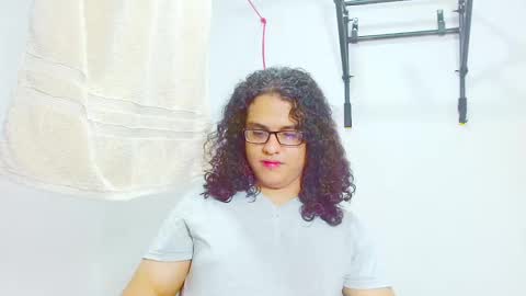 Snapshot of elkingthe chatting on 01-18-25, 11:44 Diana online show from 01-18-25, 11:44