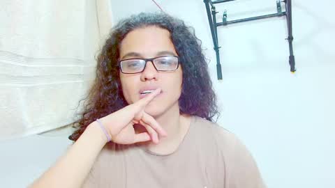 Snapshot of elkingthe chatting on 01-26-25, 08:56 Diana online show from 01-26-25, 08:56