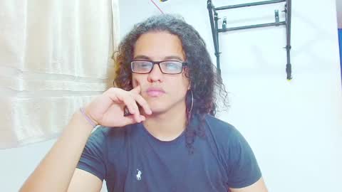 Snapshot of elkingthe chatting on 01-29-25, 06:50 Diana online show from 01-29-25, 06:50