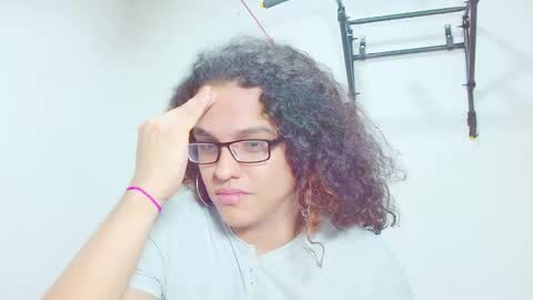 Snapshot of elkingthe chatting on 01-31-25, 02:04 Diana online show from 01-31-25, 02:04