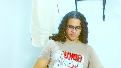 Snapshot of elkingthe chatting on 02-12-25, 05:37 Diana online show from 02-12-25, 05:37