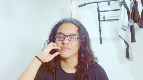 Snapshot of elkingthe chatting on 02-21-25, 12:05 Diana online show from 02-21-25, 12:05