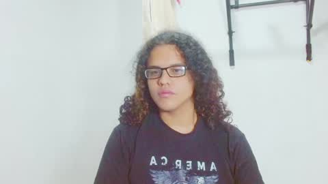 Snapshot of elkingthe chatting on 03-10-25, 11:53 Diana online show from 03-10-25, 11:53