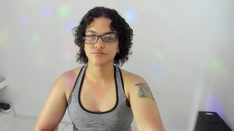 Snapshot of elkingthe chatting on 10-04-25, 01:42 Diana online show from 10-04-25, 01:42