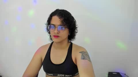 Snapshot of elkingthe chatting on 10-23-25, 07:23 Diana online show from 10-23-25, 07:23