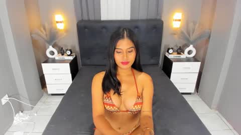 Snapshot of ella______ chatting on 12-02-24, 08:22 Ella online show from 12-02-24, 08:22