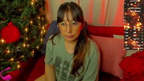 Snapshot of ella_harry chatting on 11-12-25, 01:50 Ella and Harry online show from 11-12-25, 01:50