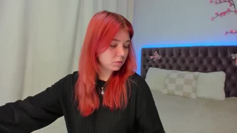 Ella Mayers online show from 10-23-25, 12:26