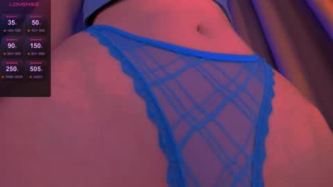 Snapshot of ellaamber chatting on 11-28-25, 01:19 ellaamber online show from 11-28-25, 01:19