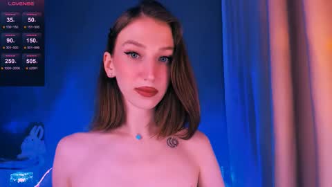 Snapshot of ellaamber chatting on 12-13-25, 10:15 ellaamber online show from 12-13-25, 10:15