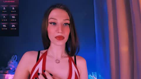 Snapshot of ellaamber chatting on 12-14-25, 10:36 ellaamber online show from 12-14-25, 10:36