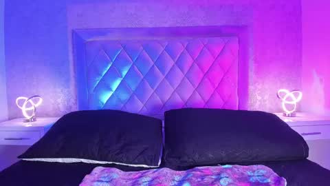 Ellaa Muller online show from 01-10-25, 08:40