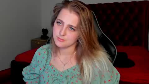 EllaBells online show from 04-23-26, 12:29