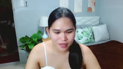 EllaFord online show from 08-01-26, 12:10