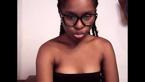 ellah245 online show from 03-02-26, 10:55