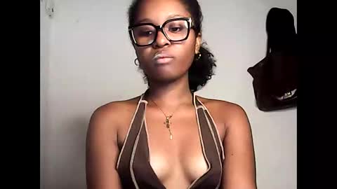 ellah245 online show from 04-28-26, 10:42