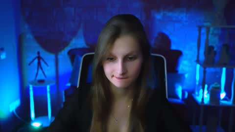 Snapshot of ellahorton chatting on 02-21-25, 03:43 Ella online show from 02-21-25, 03:43