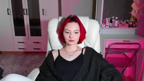 Snapshot of ellales chatting on 09-20-25, 07:53 ellales online show from 09-20-25, 07:53