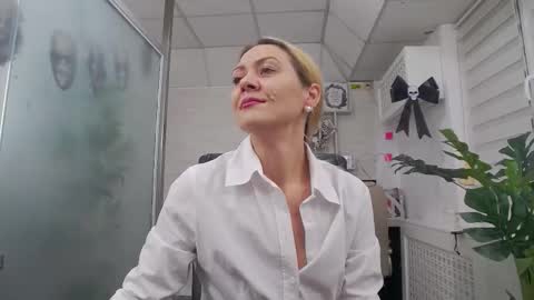            online show from 10-24-25, 02:35