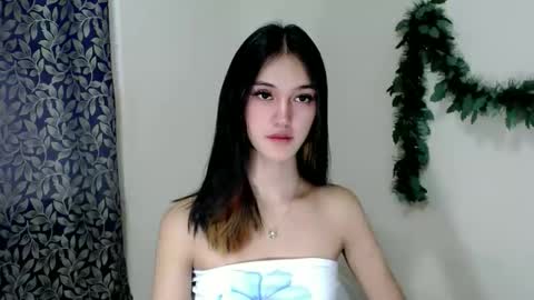 Snapshot of ellamiller69 chatting on 09-25-25, 10:13 ELLA online show from 09-25-25, 10:13