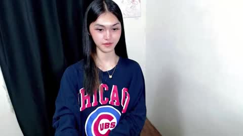 Snapshot of ellamiller69 chatting on 12-13-25, 08:36 ELLA online show from 12-13-25, 08:36